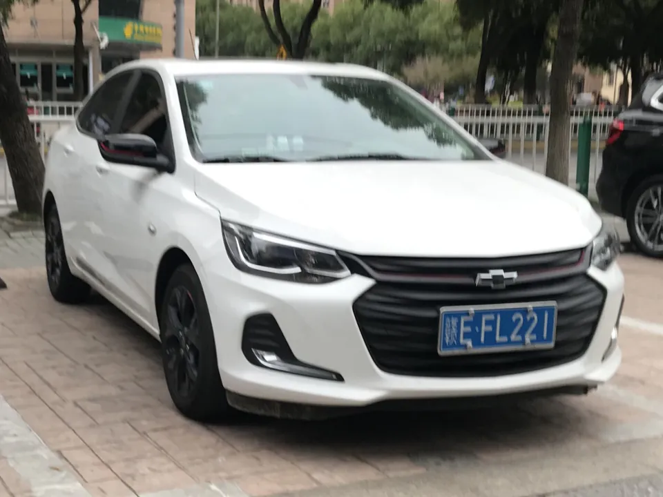 Chevrolet Onix LTZ 1.0 Turbo Aut.