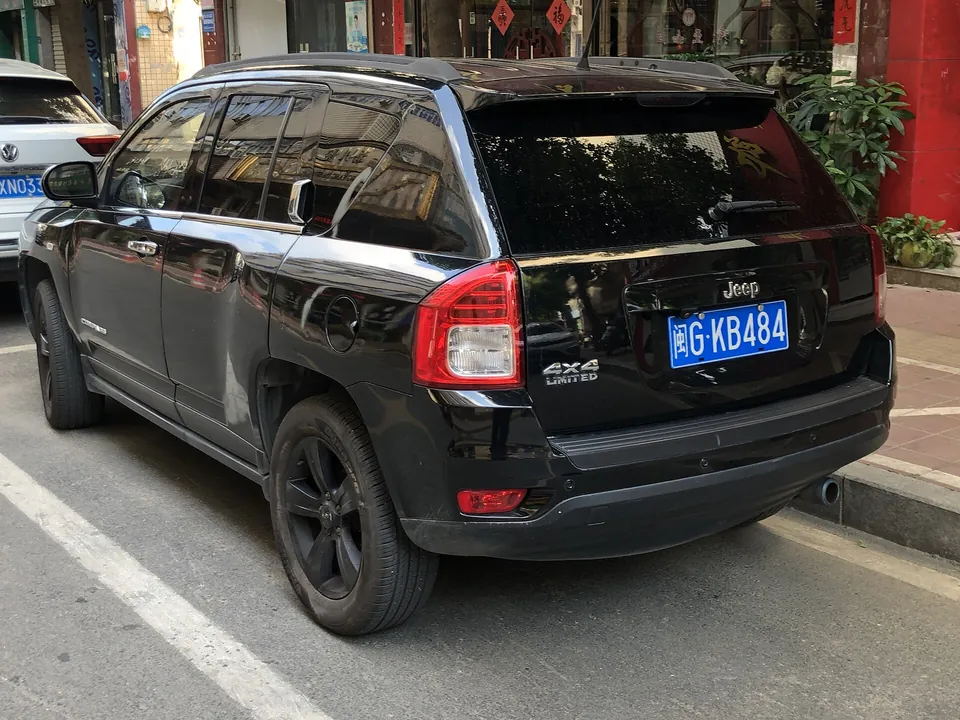 Jeep Compass Longitude 1.3 T270 Turbo Flex Aut. 2022/2023 — foto 3