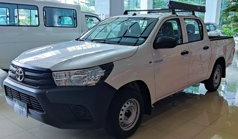 Toyota Hilux SRX 2.8 4x4 Diesel Aut. 2022 — foto 3